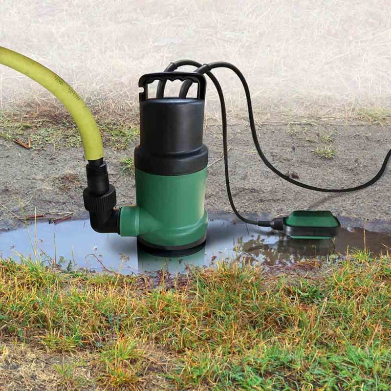 Tuyau pour refoulement des eaux usées ou chargées