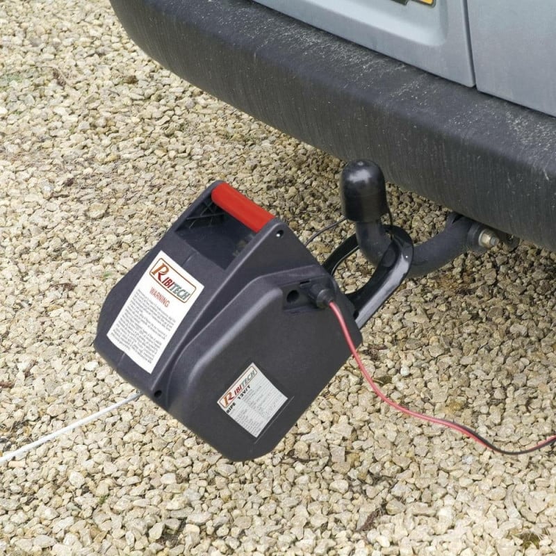 Treuil électrique 12v avec télécommande (1)