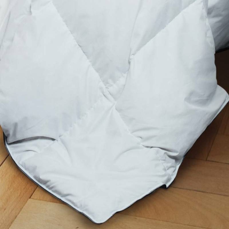 Couette de lit plume d'oie (2)