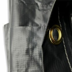 Bâche remorque avec rebord (3)