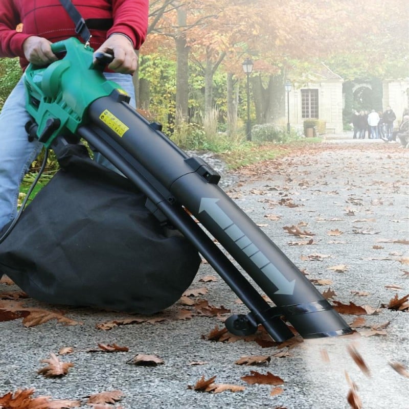 Aspirateur souffleur broyeur 3000w Guyane