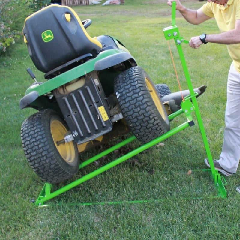 Lève tracteur tondeuse avec treuil 500 kg