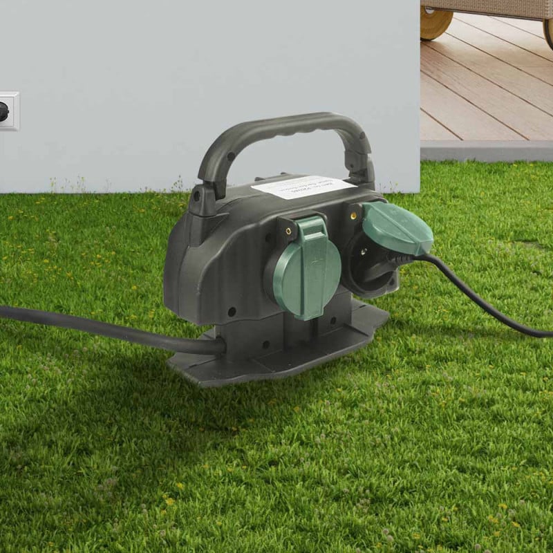 Multiprise de jardin à planter