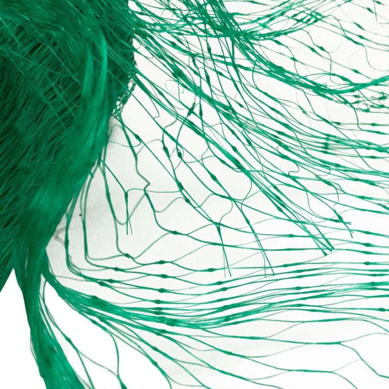 Filet de protection pour plantes et cultures