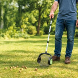 Ramasse Noix, châtaignes et marrons avec manche télescopique et ouverture latéra