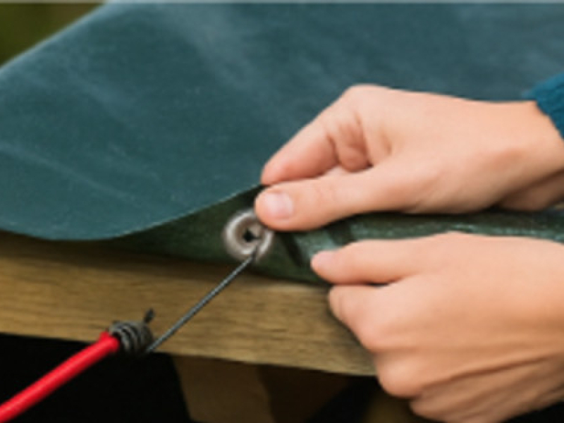 Protéger sans abîmer : bien fixer et entretenir une bâche de protection