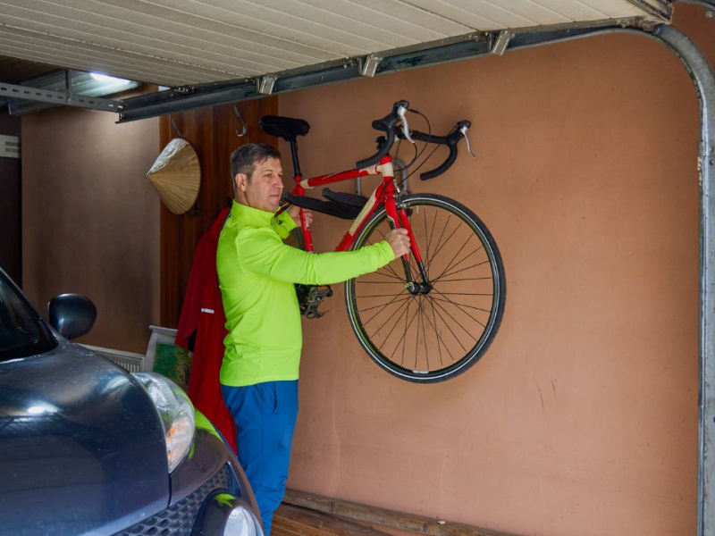 Comment ranger ses vélos à l'aide de râteliers ?