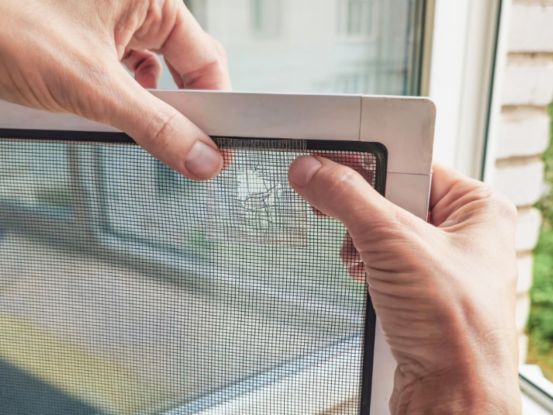 Comment installer une moustiquaire pour fenêtre ou porte ?
