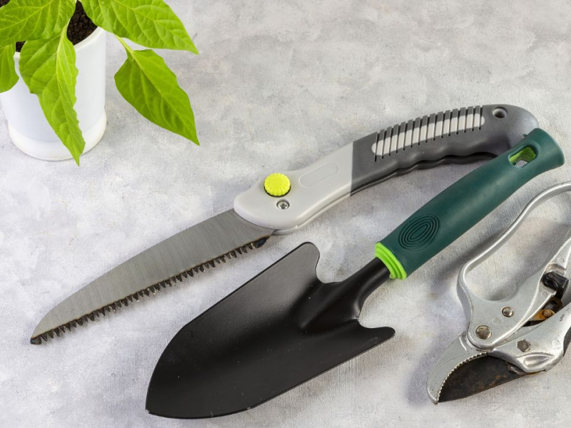 Nettoyer ses outils de coupe avec le vinaigre blanc