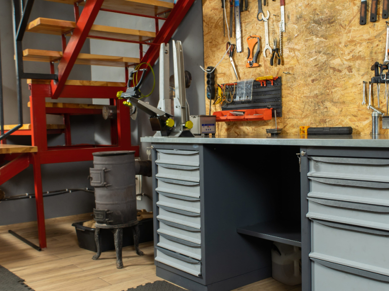 Je ne retrouve jamais mes outils : quelles solutions de rangement adopter ?